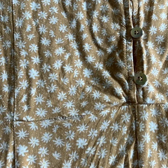 Dress - Picture 2 of 4